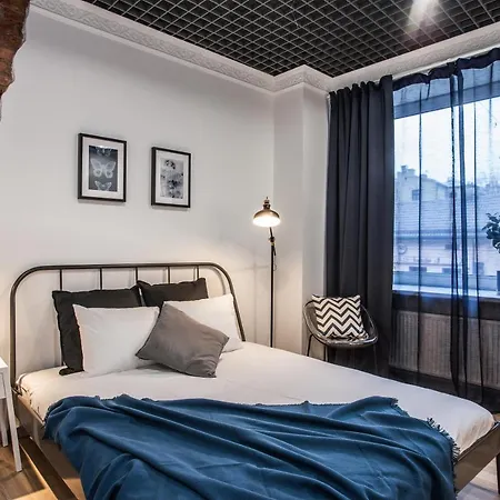 Aparthotel Chaka *