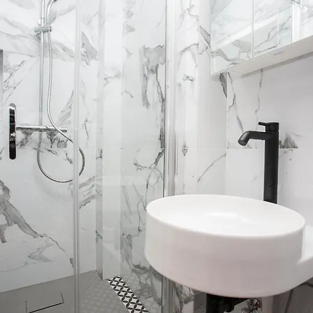 Apart Otel Chaka Riga